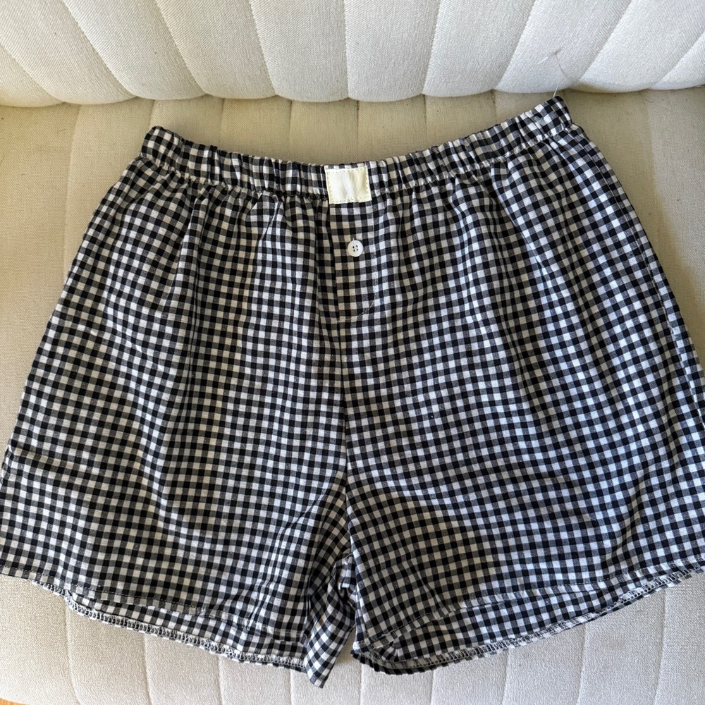 Amazon Black and White Checkered Boxer Style Trendy Shorts / Size Womens S
